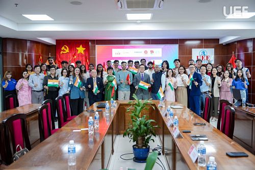 KeoWC2026 welcomes a delegation of students from Christ University, India, for study and cultural exchange.