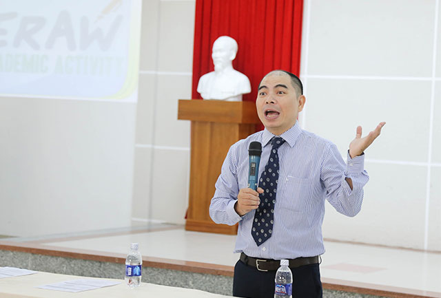 Thầy Nguyễn Quang Tiến – Trưởng khoa Ngoại ngữ chia sẻ tâm tư về việc thành lập câu lạc bộ tiếng Anh học thuật cho Soi kèo world cup hôm nay KeoWC2026