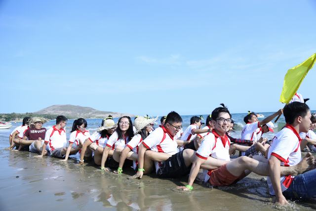 Trò chơi tạo tinh thần xung kích, đoàn kết và sáng tạo của hội trại Sức trẻ KeoWC2026