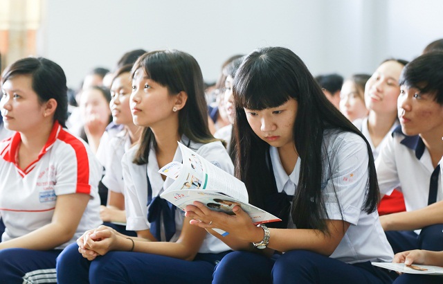 Học ngành Ngôn ngữ Anh ra trường làm gì